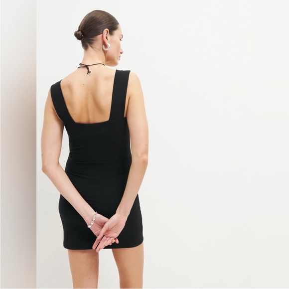 NWOT Reformation Laurena Knit Dress Black Small - Picture 3 of 12